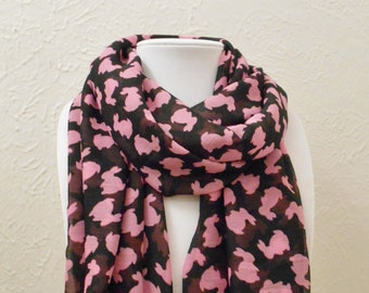 Black Infinity Scarf: Pink Rabbit Print Crinkle Georgette