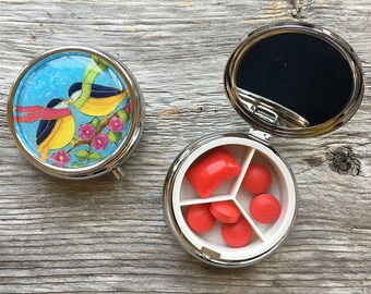 Pill box, 2 Birds, Lover, Gift for her, Trinket Box Storage, Medical Pills Storage