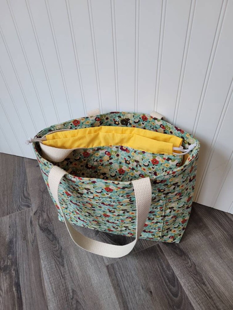 slip pockets floral print Set of 2 adorable matching bags Large Canvas ToteShoulder Bag PLUS Large Project Drawstring Bag