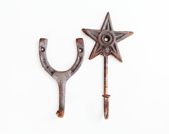 Cast iron wall hooks Texas star and horseshoe / metal wall organization / coat rack Western star and cowboy cabin decor