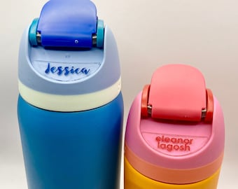 Spersonalizowana nakładka na kubek Owala FreeSip | Grawerowana tabliczka z imieniem na kubek Owala | Akcesorium do kubków