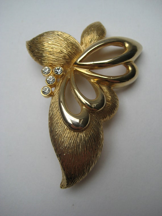 Unusual Vintage Goldtone Floral Statement Brooch