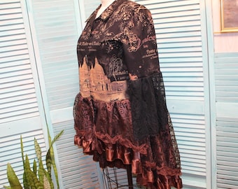 XL Hi-Low Duster Top: Romantic Venice Image, Lace Sleeves