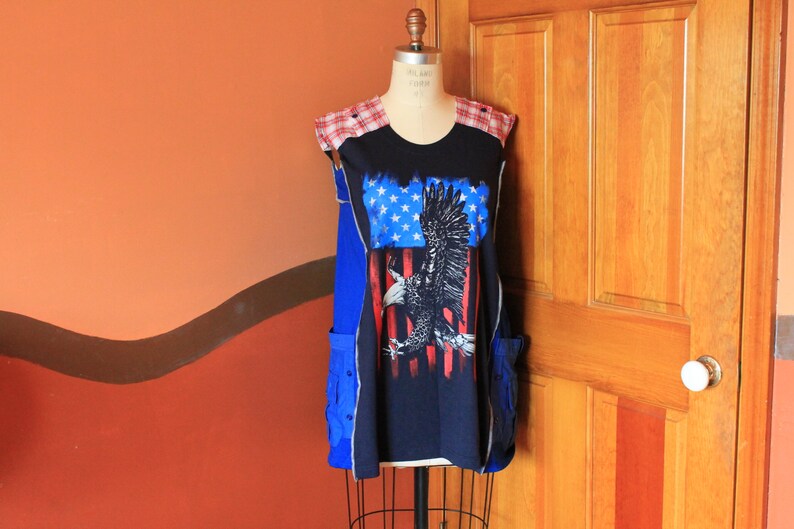 Military pockets tunic dress American Eagle shirt top Sleeveles dress Patriotic Women's printed top Med-Large Rustic country reconstructed image 1