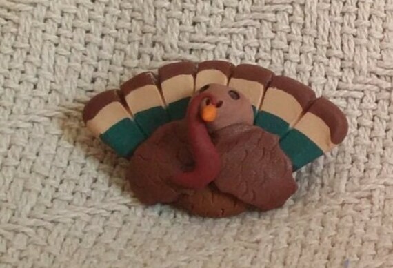 Thanksgiving Turkey Pin, Handcrafted Turkey Pin, Turkey Brooch, Handmade Jewelry Gift, Polymer clay Fall pin, Autumn Pin, Thanksgiving Pin