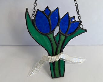 Stained Glass tulip suncatcher, glass spring flowers, Tulip flower gift, floral bouquet
