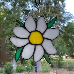 Stained glass daisy flower, white flower, Flower lover gift, Gift for her