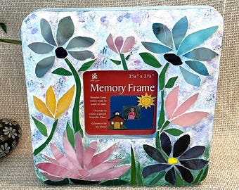 Picture frame, stained glass mosaic photo frame, floral mosaic frame, nature gift