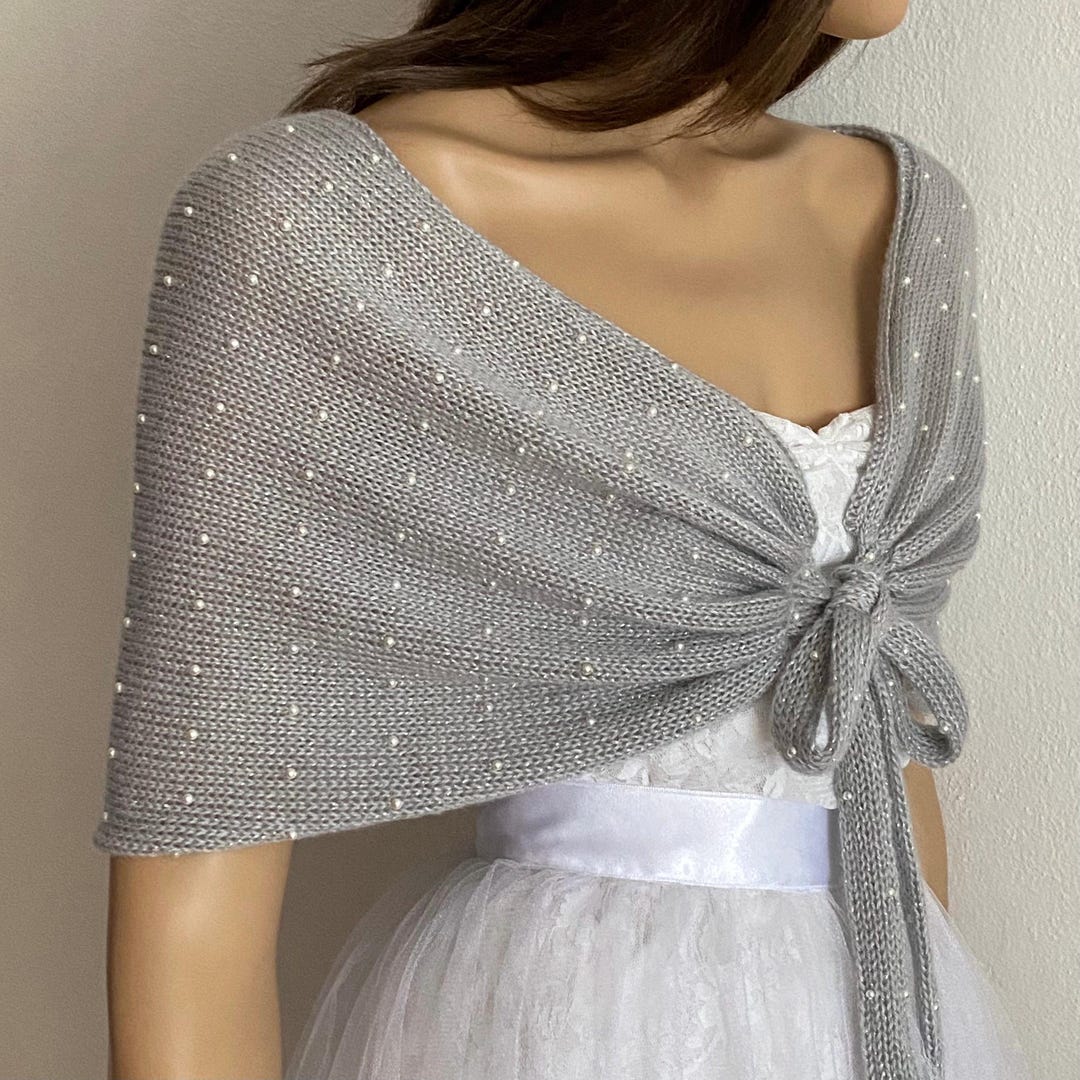 Elegant Wedding Dress Topper Shawl for Timeless Bridal Elegance