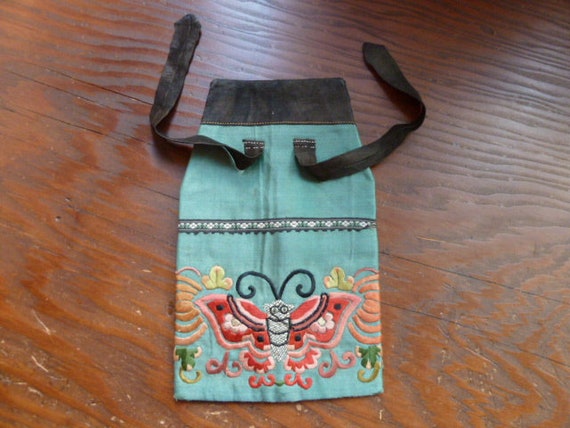 Vintage Chinese Silk Embroidered Purse Pouch Bag … - image 1