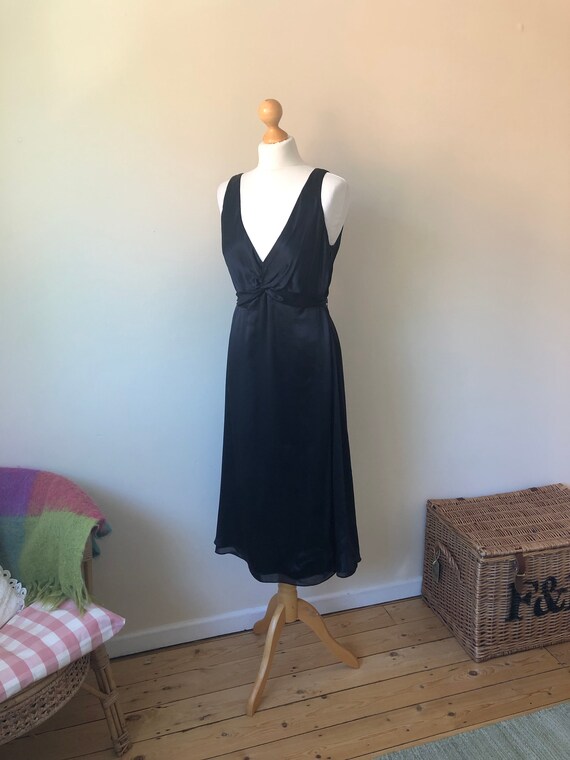 Vintage Evening Gown, Black Silky Fabric, Double Layer Skirt, 1940s Style, UK Size 12 - 14, 04220100 - Etsy Vintage Evening Gown, Black Silky Fabric, Double Layer Skirt, 1940s Style, UK Size 12 - 14, 04220100 - Etsy