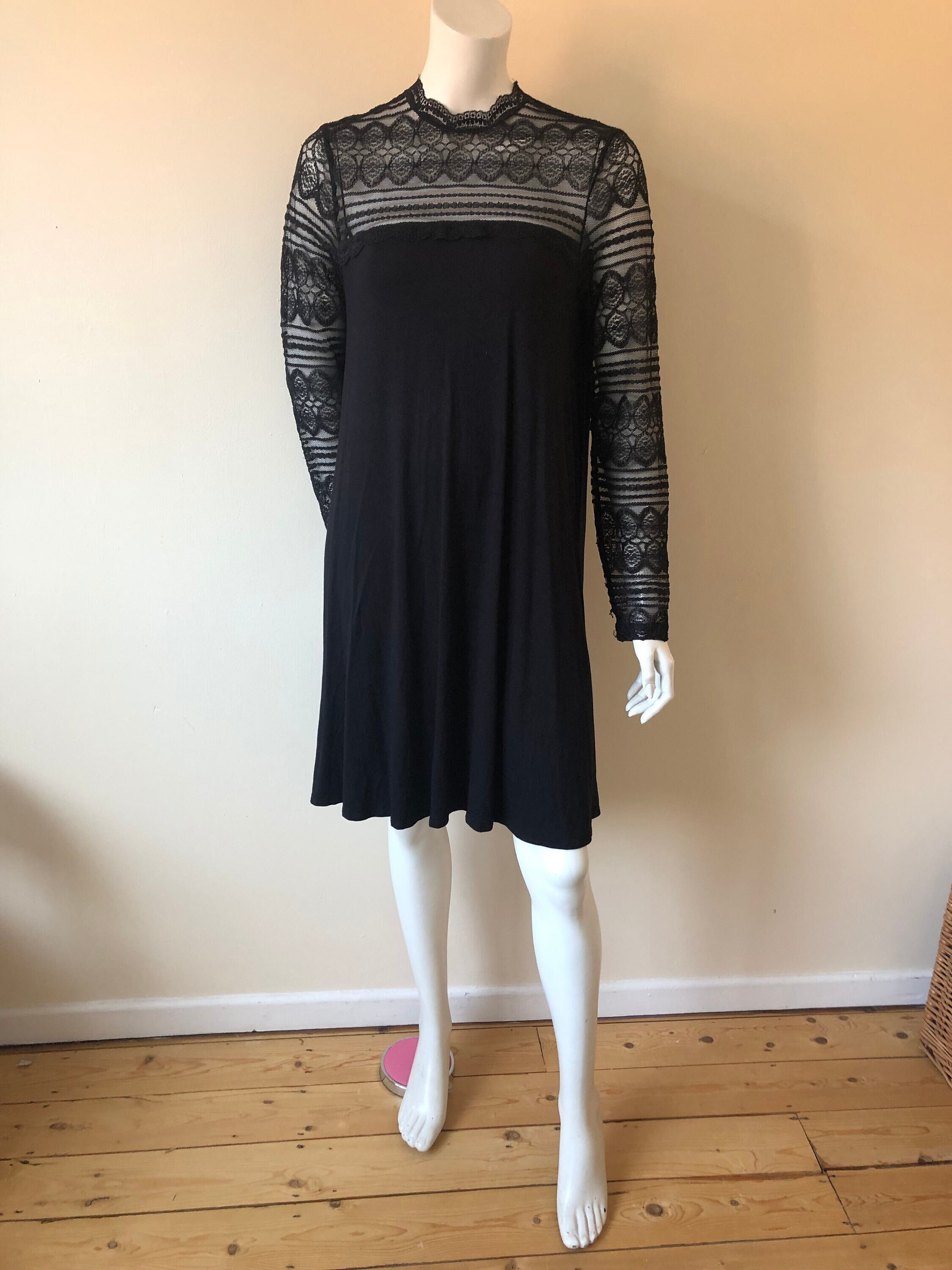knee length dresses for ladies Pre-Order - Frenchie Swing Dress in Black