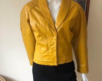 Vintage leather jacket, women’s yellow leather jacket, short leather coat, 1980s jacket, 07220850