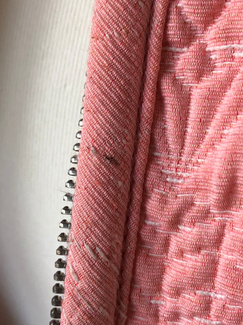 Vintage quilted jacket pink fitted jacket zipper zip detailing sport luxe UK 8-10 1980s 1990s style salmon pink Stradivarius 11190200