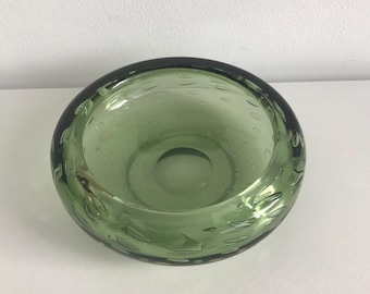 Vintage glass bowl, controlled bubble glass bowl, Whitefriars 9099, green bullicante 6 inch bowl, 03220500
