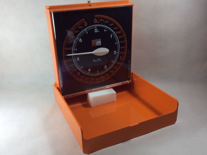 Vintage Kitchen Scales Scale Orange Wall Hung Hanson Image 0