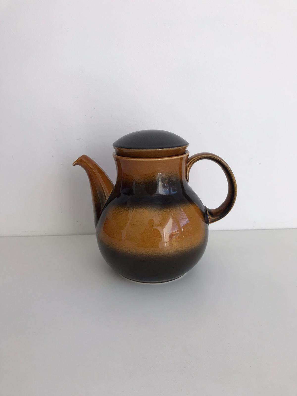 Vintage teapot, Kilrush Celtic Ennis teapot, Irish pottery, Jim Kirkwood design, 04210500