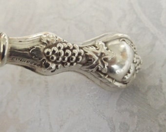 Vintage STERLING collectible  Bottle Opener . Gift idea.  5 "L Grape and grape leaves design