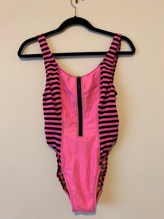 BAYWATCH one piece swimsuit Vintage new with tags BAYWATCH one piece swimsuit Vintage new with tags