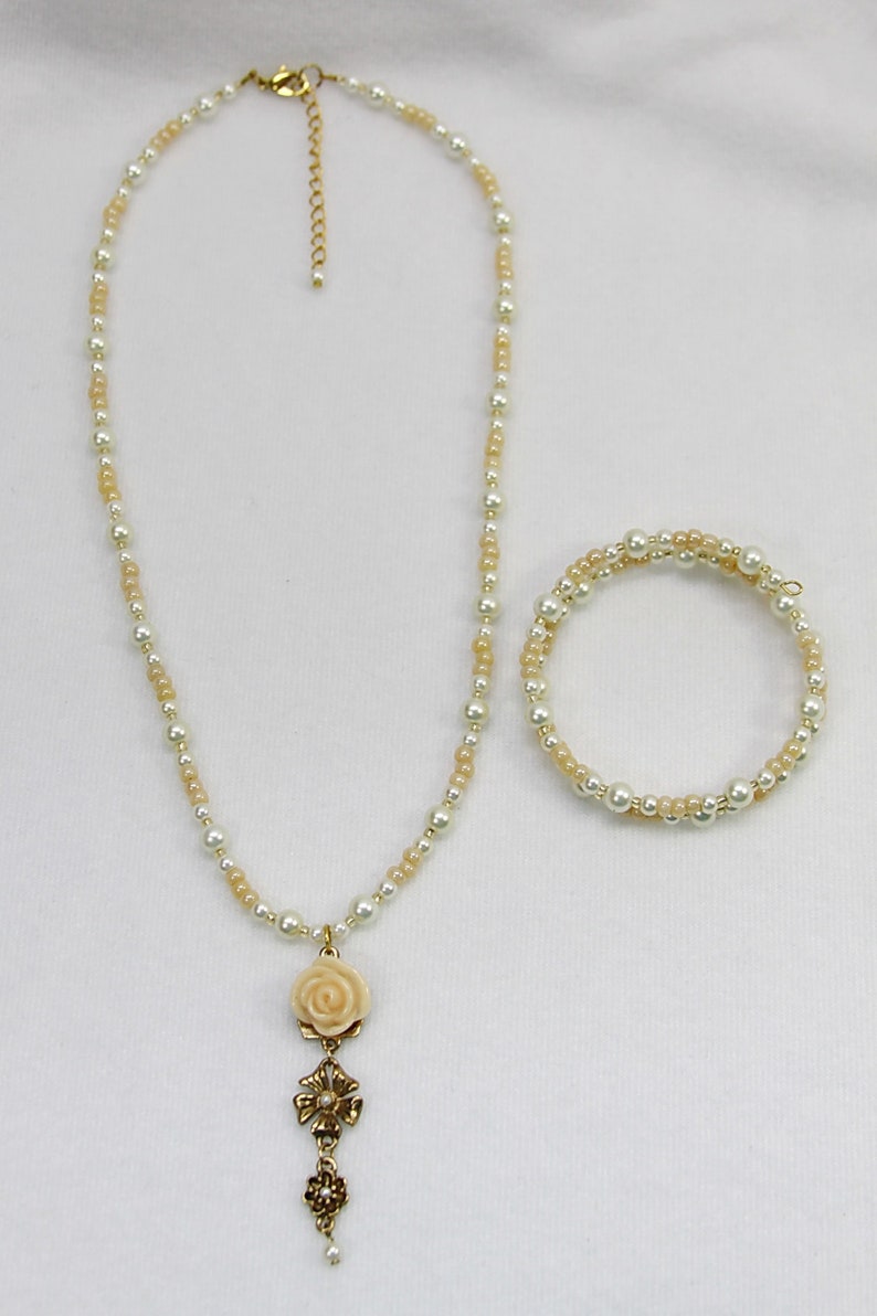 OOAK Jewelry Beautiful Antique White Rose on Antique Gold Pendant Necklace 2pc Set with Double Wrap Memory Wire Bracelet