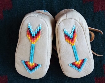 Native american beaded baby deals moccasins