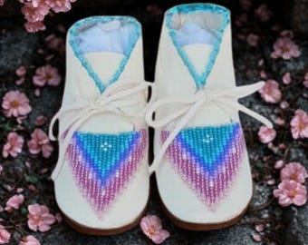 Native American Beaded Baby Moccasins: Soft Deerskin Leather Shoes