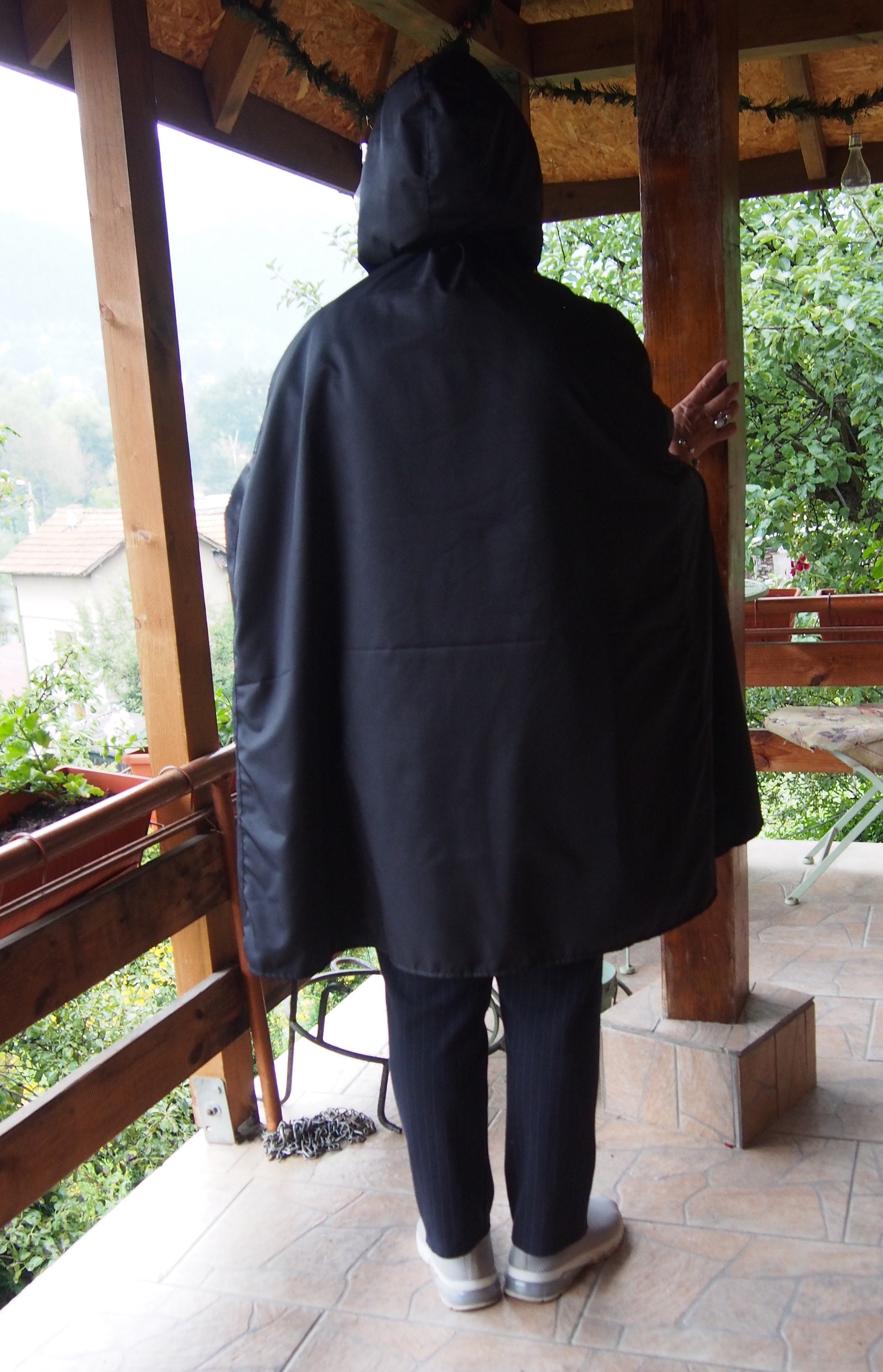 Capa de lluvia de talla grande, Poncho de lluvia para mujer, impermeable  con capucha, chaqueta gótica de talla grande, ropa futurista -  México