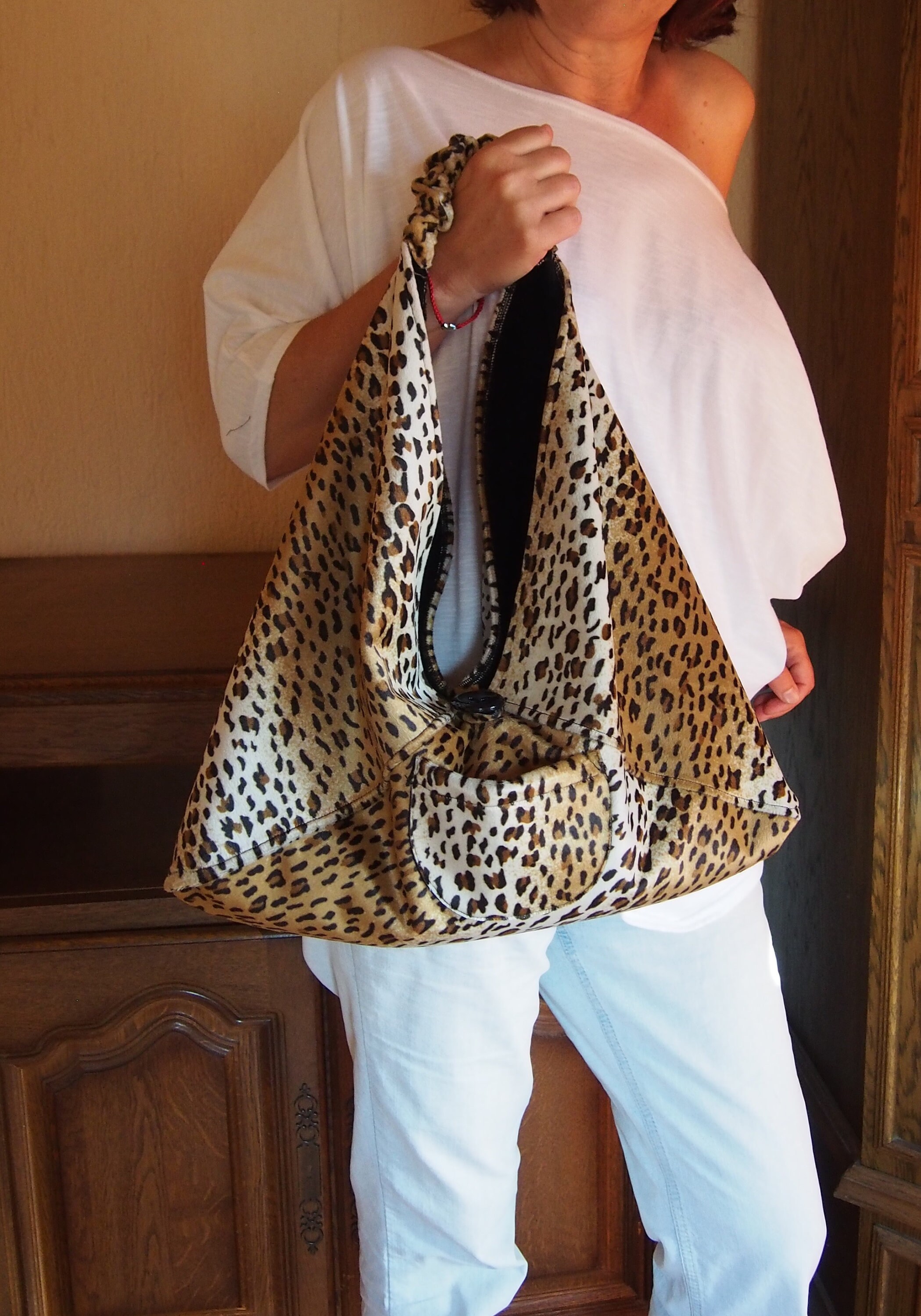 【suzen】Shinjuku y2k Leopard Big Bag suzen】Shinjuku y2k Big Bag 𝐒𝐡𝐢𝐧𝐣𝐮𝐤𝐮 𝐲𝟐𝐤