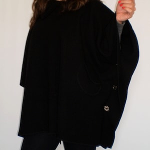 Ultra Comfortable Warm Knitted Poncho with side Buttons & Nara PV006