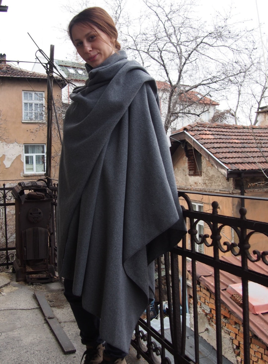【WRYHT】ASYMMETRY CAPE PONCHO／新品タグ付／送料込 il_1080xN.2469677471_nkbe.jpg