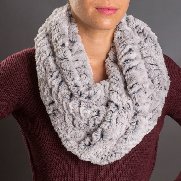 Faux Fur Cowl - Chinchilla