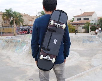 Skateboard Backpack for skateboard 7.5 " to 8.25" - Grey