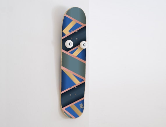 Perchero para skaters idea de regalo. Regalo original hecho un tabla de skate y 2 ruedas. Etsy Espana