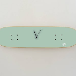 Skateboard decoratie inspiratie voor skate fan - cadeau voor skaters - Mint skate klok
