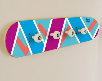 Special coat rack for skateboarder - Blue and purple