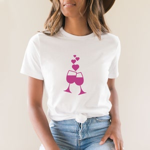 Champagne T-Shirt | Brunch T- Shirt | Champaign Hearts | Cheers Short-Sleeve T-Shirt