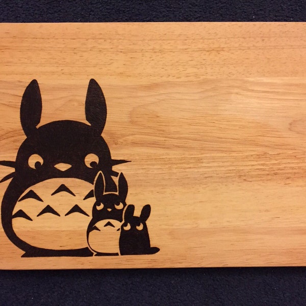 Large hand burned my neighbour totoro pyrography ghibli chopping board