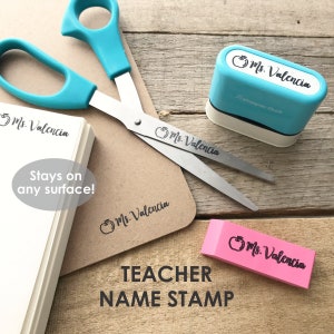Sellos con nombre para profesores, permanentes para cualquier superficie, sellos personalizados para profesores, sellos con nombre autoentintables, sellos personalizados de agradecimiento para profesores Q41