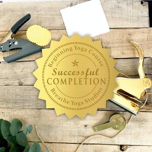 Timbro per certificato di completamento per adesivi dorati, timbro per certificato di completamento personalizzato con successo per diploma-10394