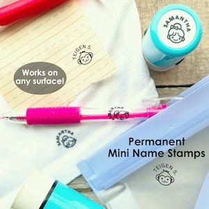 Tampon prénom pour vêtements et toutes surfaces, Tampon encreur permanent pour garderie, Mini tampon nominatif pour enfants, Étiquettes de vêtements pour enfants, Tampon prénom petit nom