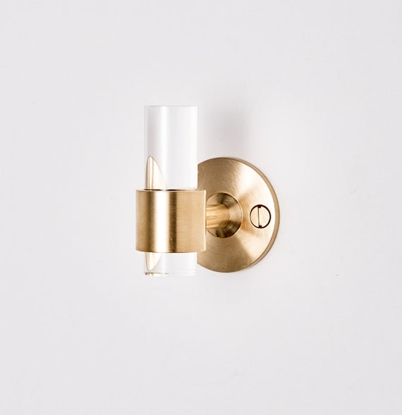 Towel Wall Hook Towel Rack Towel Porcelain Blue and White Towels on Gold Poles Copper Bathroom Accessories Classic Bathroom Accessories Towel Wall Hook Towel Rack Towel Porcelain Blue and White Towels on Gold Poles Copper Bathroom Accessories Classic Bathroom Accessories