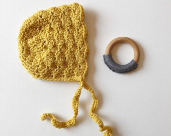 The Michele Bonnet // Baby bonnet. Handmade bonnet. Crochet bonnet. Vintage bonnet. Baby girl bonnet. Newborn photography prop bonnet.