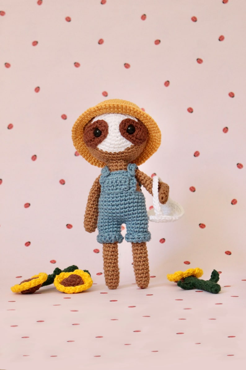 Cute amigurumi sloth crochet pattern Free crochet pattern image 3