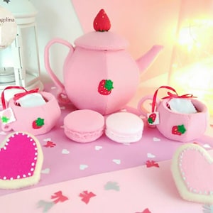 felt tea set