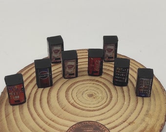 Maßstab N, SODA-VERKAUFSMASCHINE (8 Stück), Modern & Vintage. Handwerklich hergestellt, Coca Cola, Pepsi, Fanta.