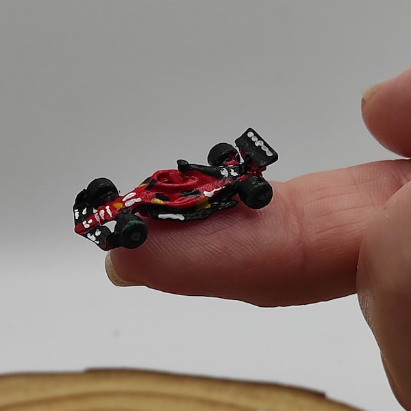 MODERNE FORMULE 1. 1" (26 mm) Spel aangepaste TOKEN assortiment stukken, tafelspellen. Auto's, bordspel, Formule 1.