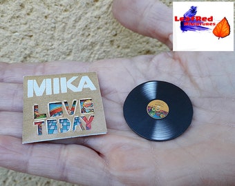 MIKA Miniatuur vinyl plaat Handgemaakt. LIEFDE VANDAAG Schaal 1:6