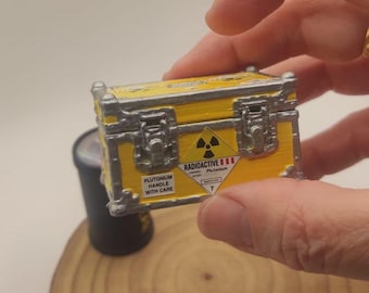 Miniature Radioactive PLUTONIUM CASE | Nuclear Transport Box for Diorama | 1:12 Scale Prop