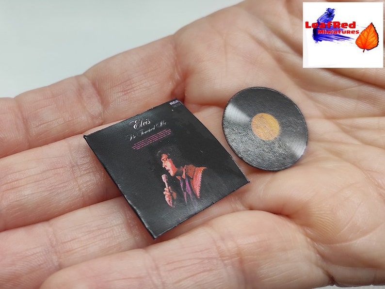 Collezione ELVIS PRESLEY, 6 dischi, miniatura in vinile, FATTO A MANO. Scala 1/12. Disponibile anche per la selezione di singoli album. Disponibile in scala 1:4. He Touched Me