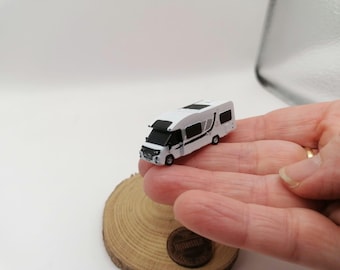 Miniature MOTORHOME N scale. 1.65" (42MM).Resin 3D made painted or unpainted available. Player pieces, diorama, tokken.